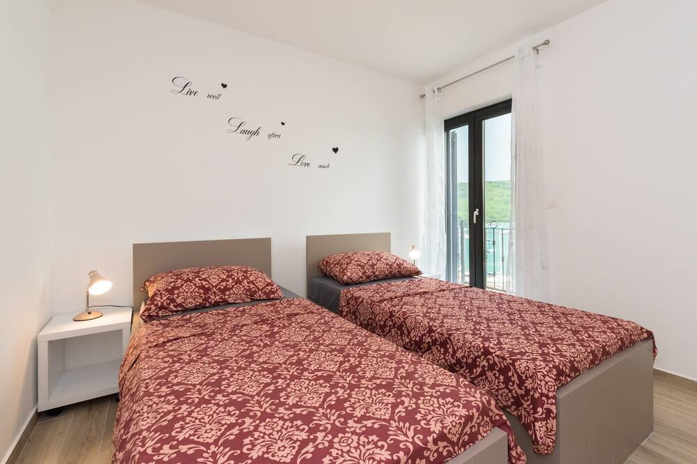 Photo of Bedroom in Trget