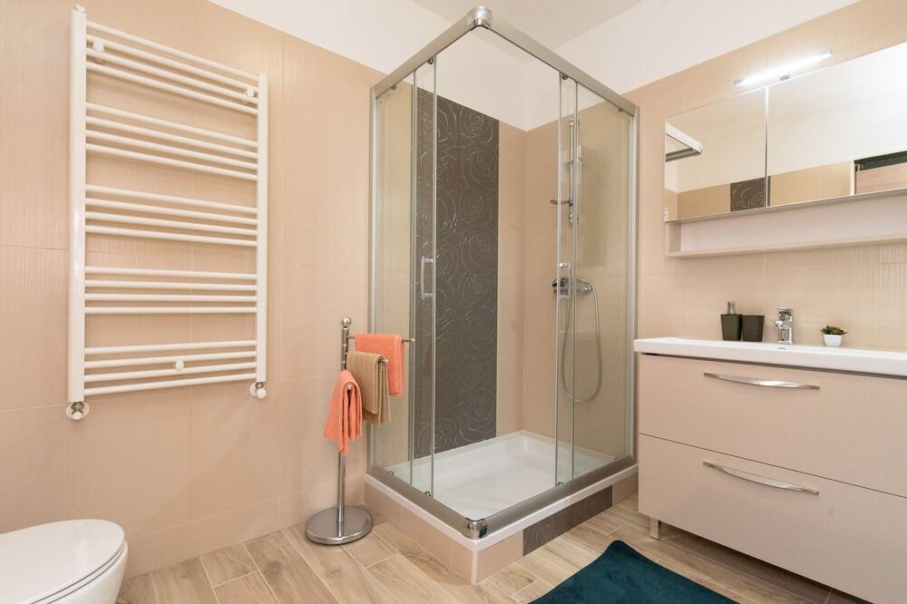 Photo of Bathroom in Trget