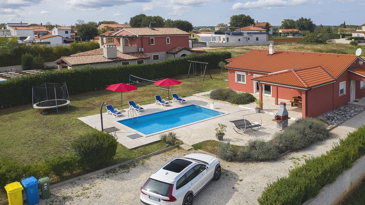 Photo of Outdoor in Rebici