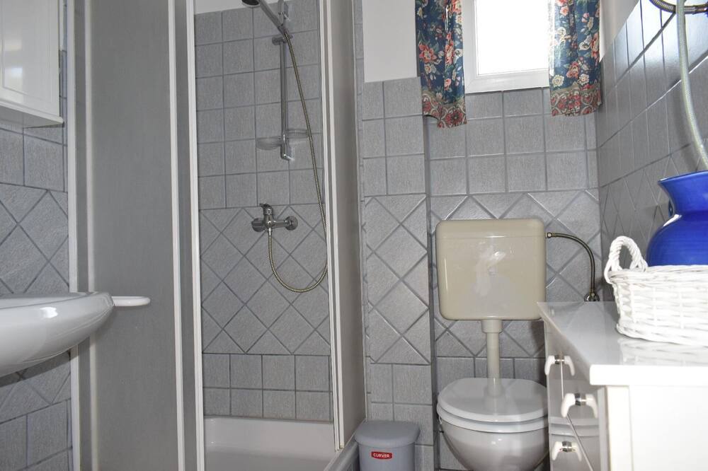 Photo of Bathroom in Marsici