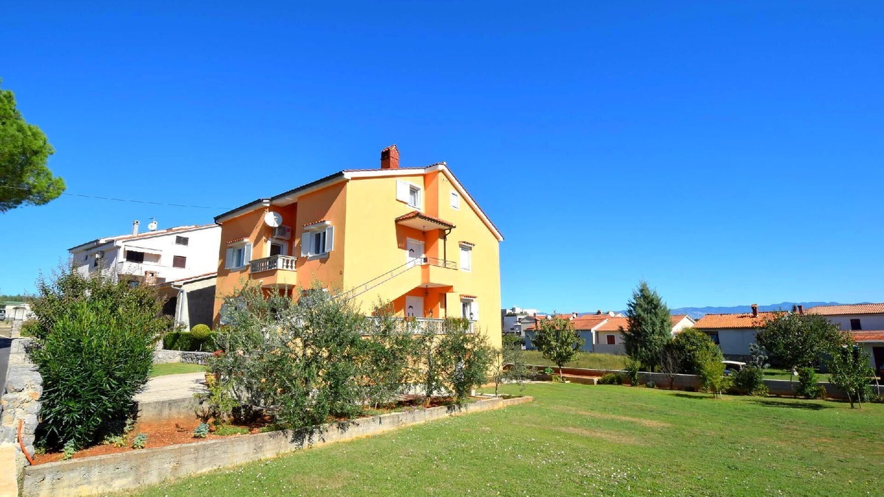 Photo of Outdoor in Porat