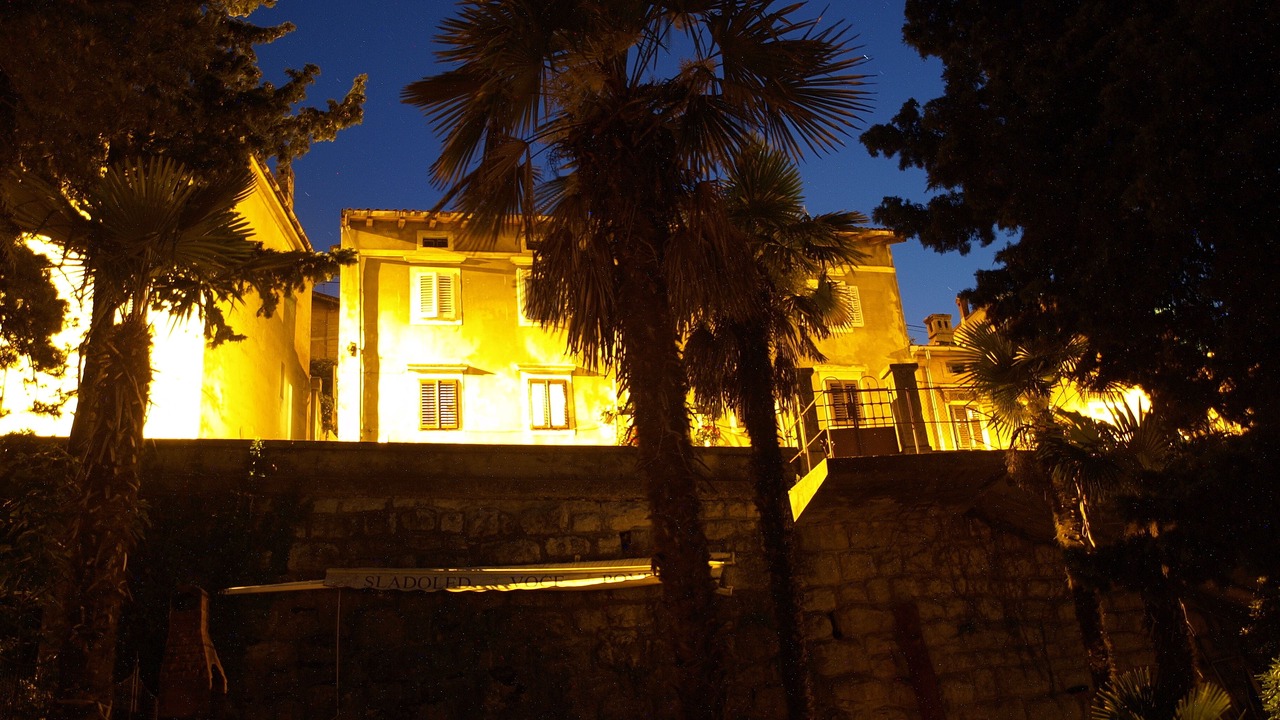 Photo of Outdoor in Ika