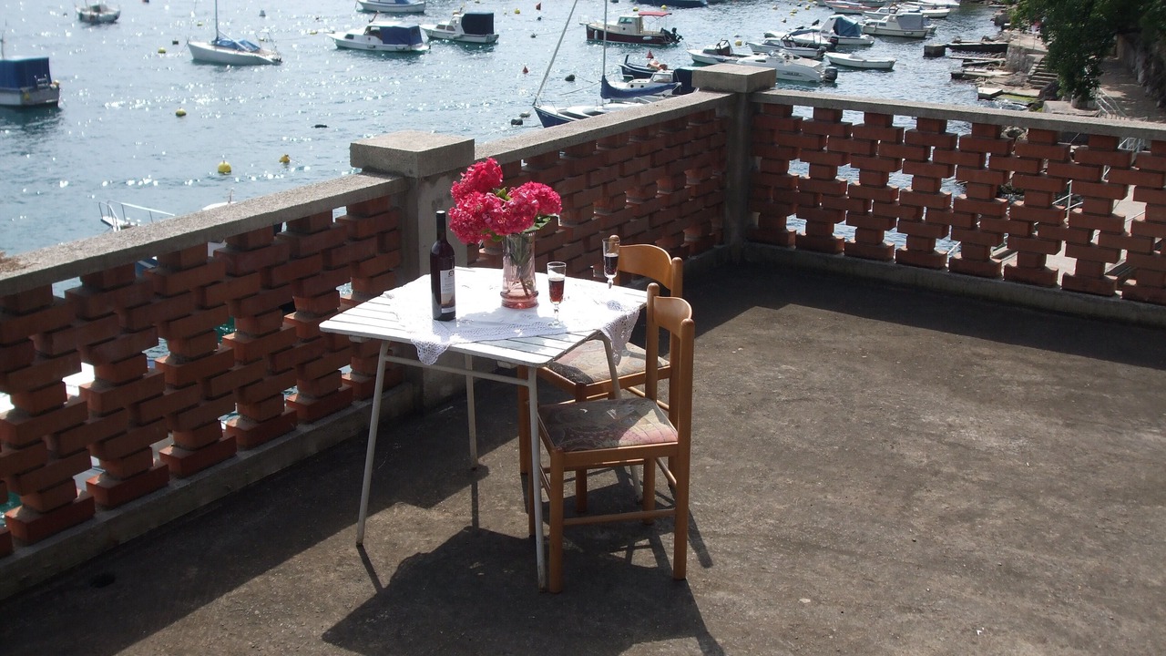 Photo of Outdoor in Ika
