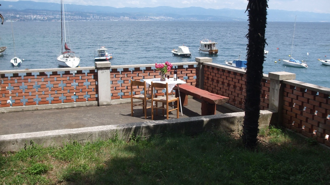 Photo of Outdoor in Ika