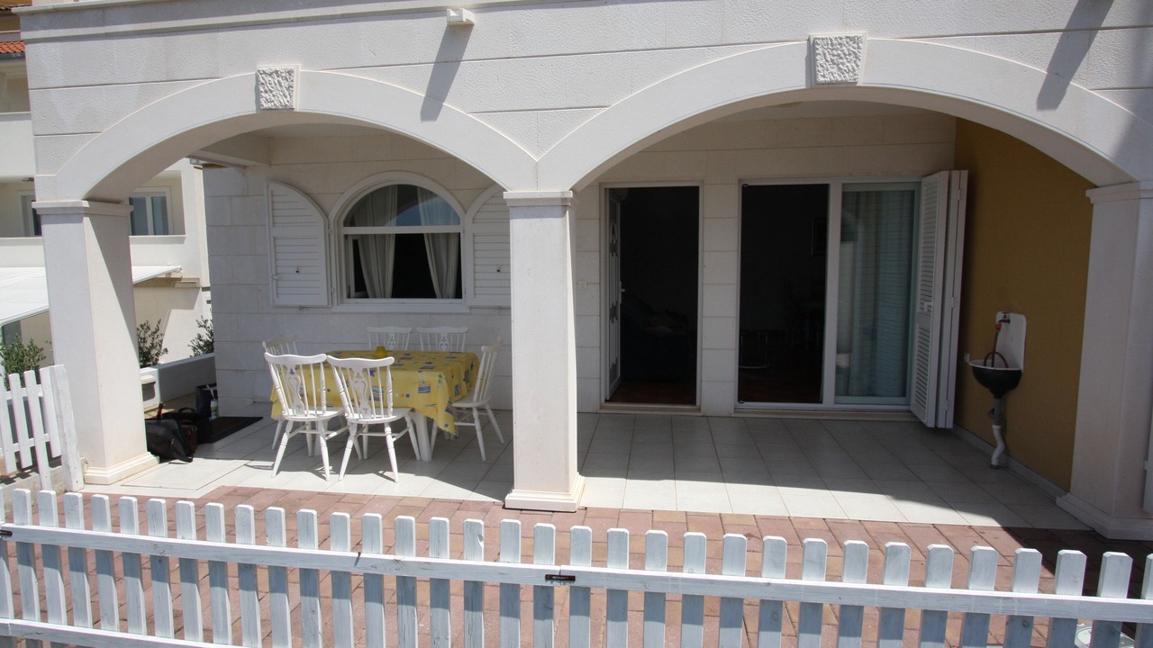 Photo of Outdoor in Medici