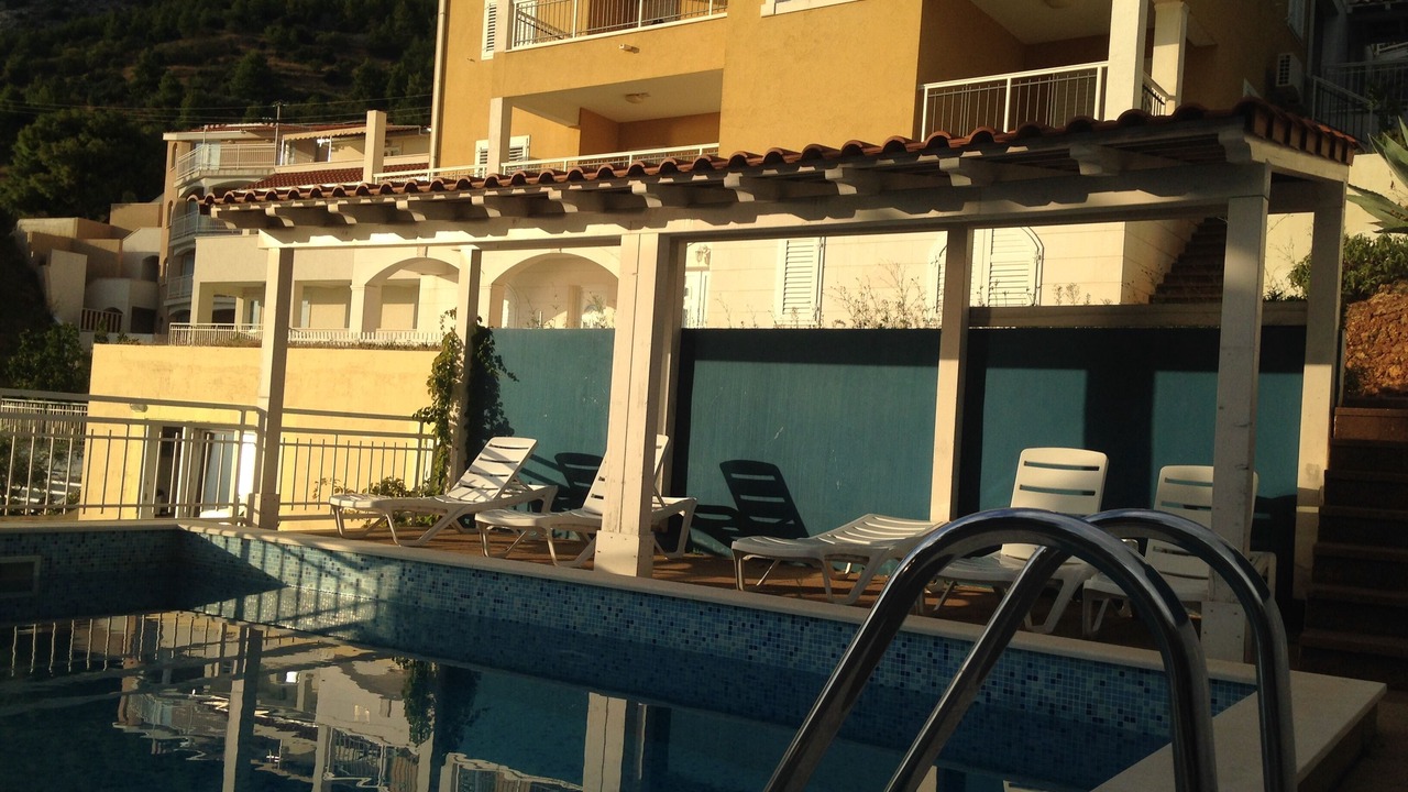 Photo of Outdoor in Medici