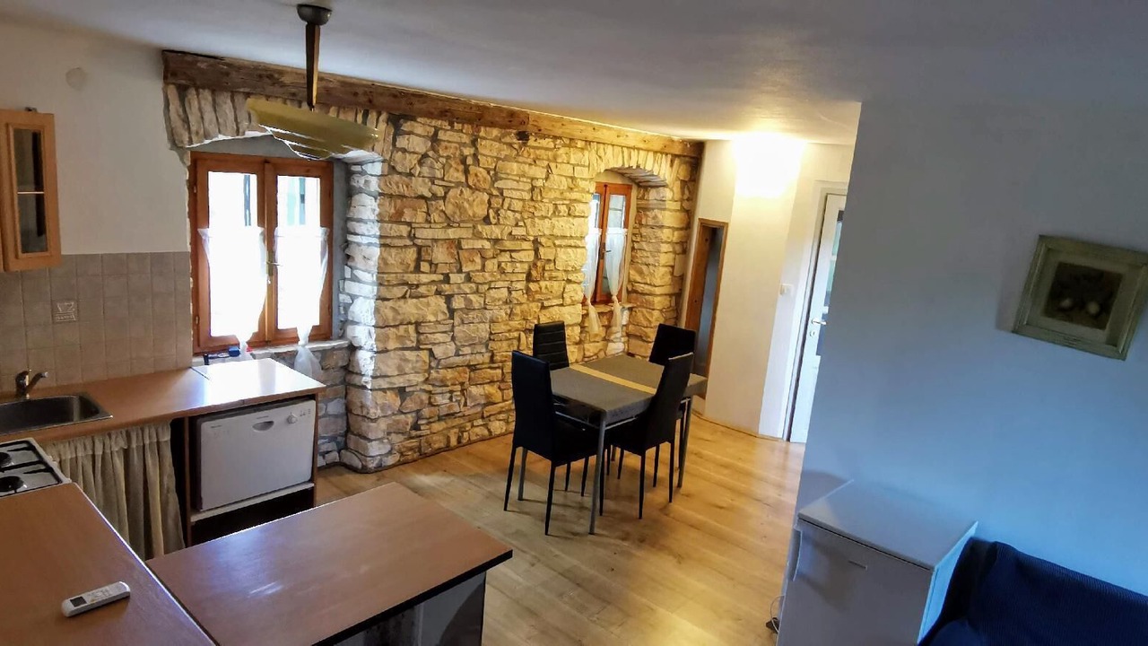 Photo of Kitchen in Muntic