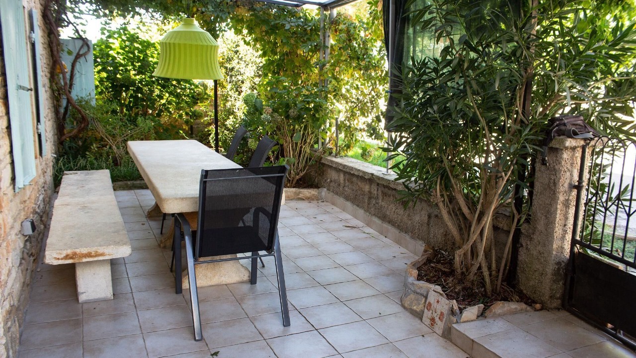 Photo of Outdoor in Muntic