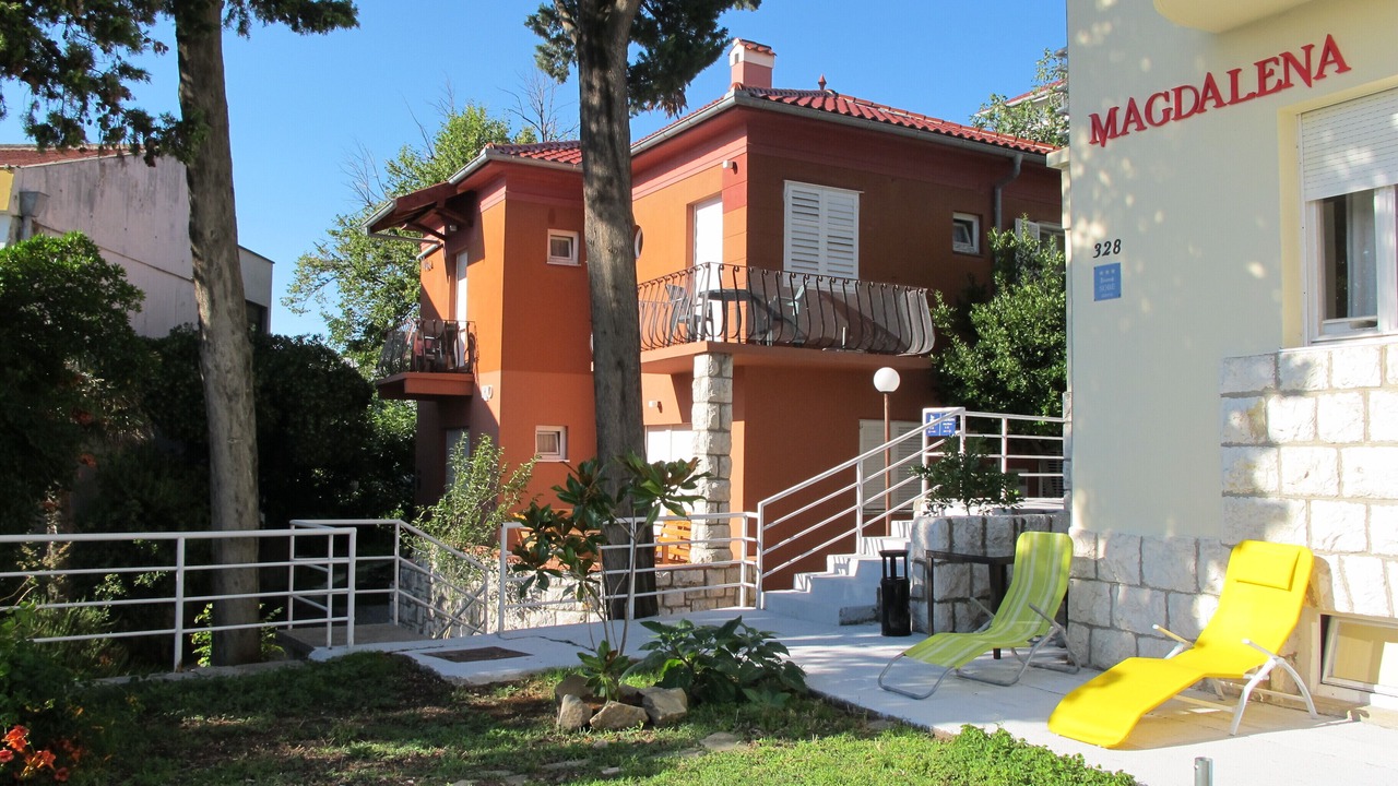 Photo of Outdoor in Banjol