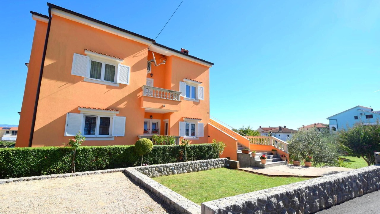 Photo of Buildings in Porat