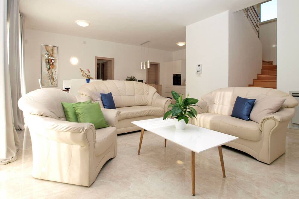 Photo of Livingroom in Orbanici