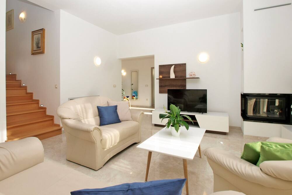 Photo of Livingroom in Orbanici