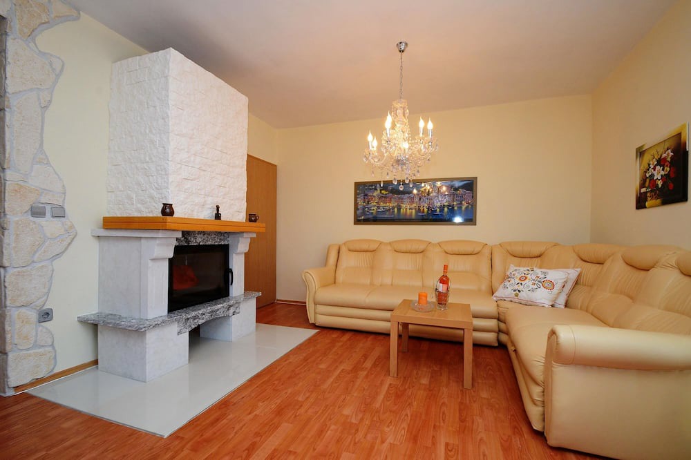 Photo of Livingroom in Ripenda Verbanci