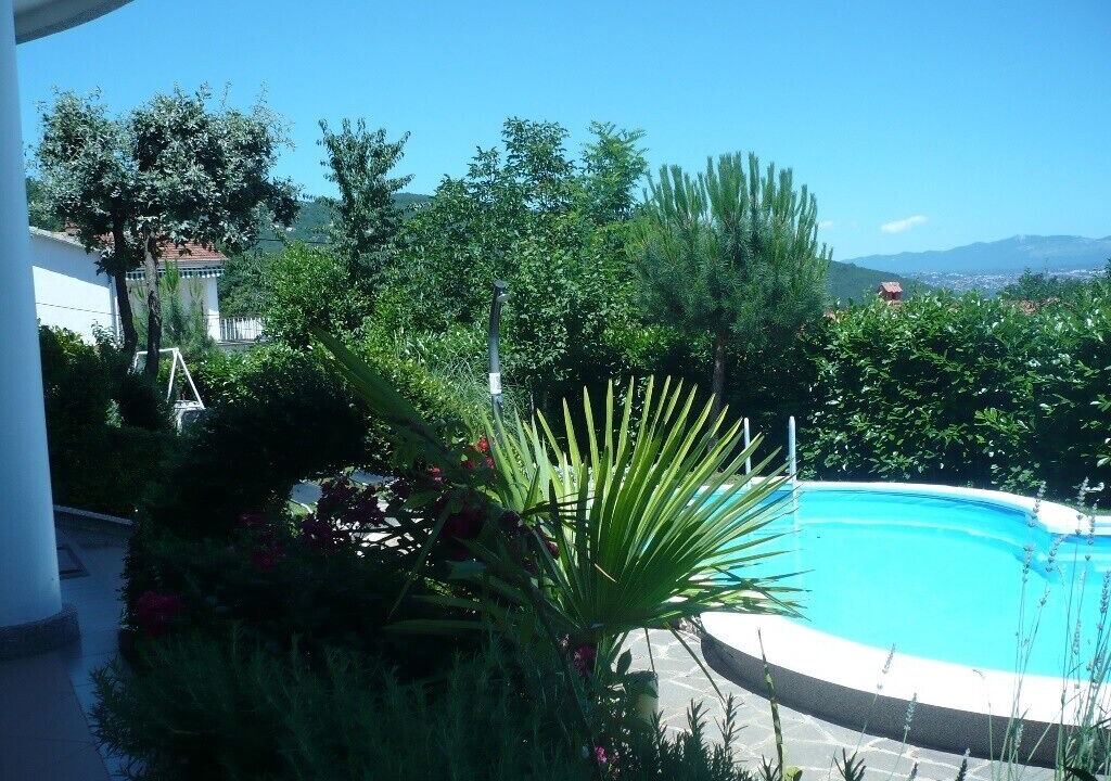 Photo of Outdoor in Opric