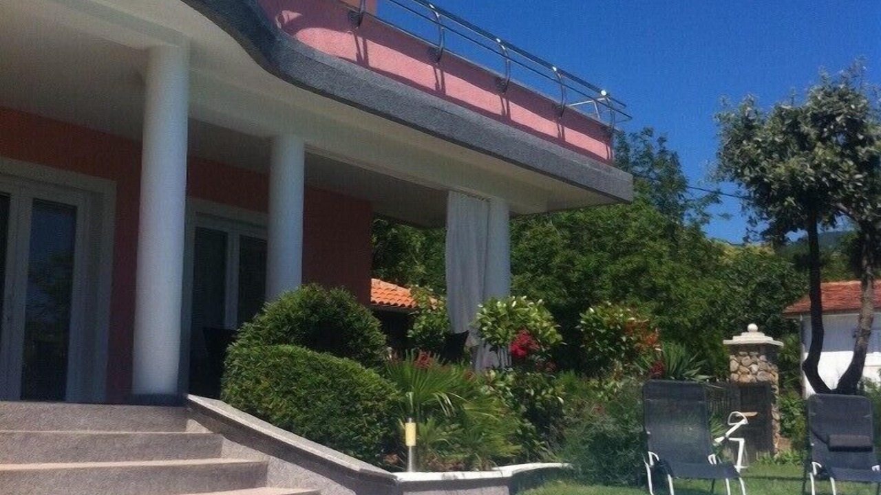 Photo of Outdoor in Opric