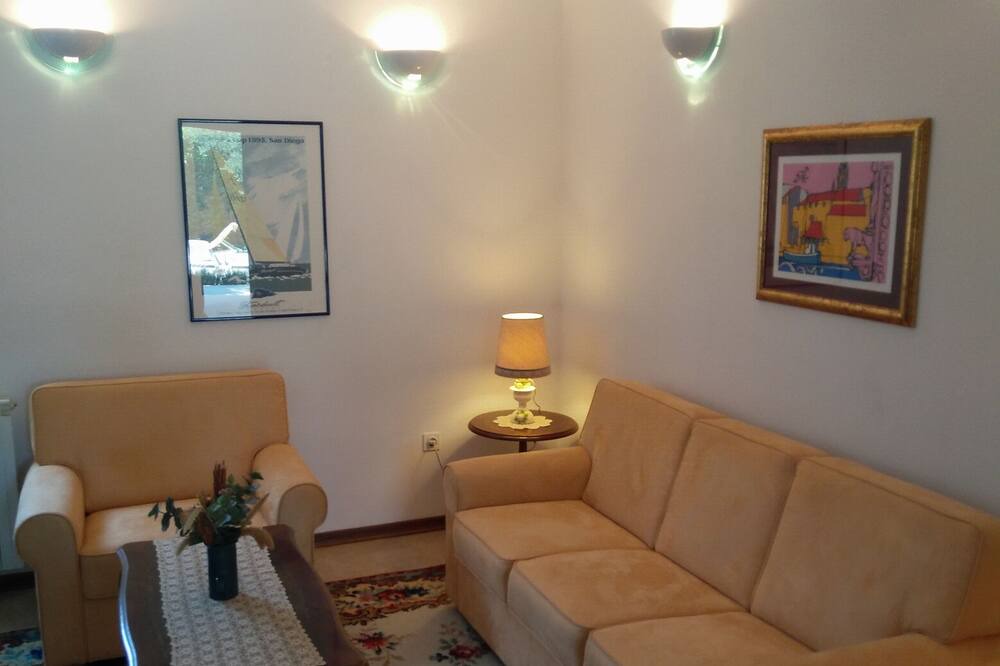 Photo of Livingroom in Okrug Gornji