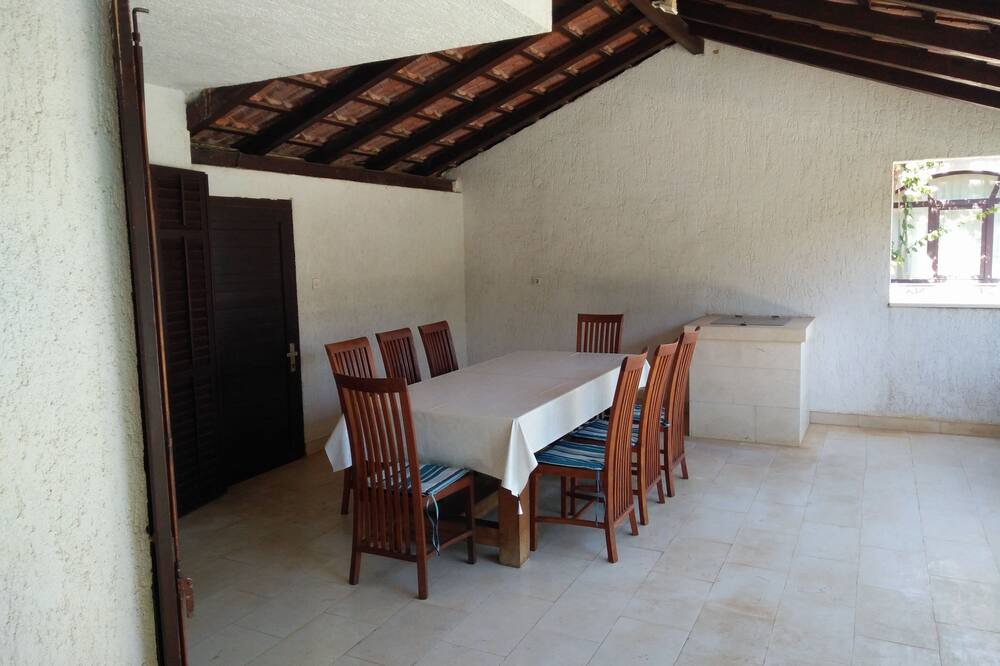 Photo of Patio Balcony in Okrug Gornji
