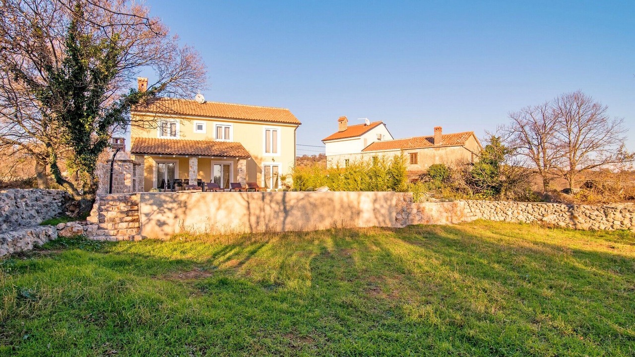 Photo of Outdoor in Garica