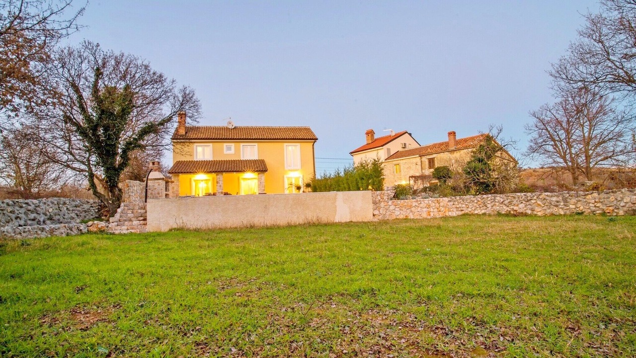 Photo of Outdoor in Garica