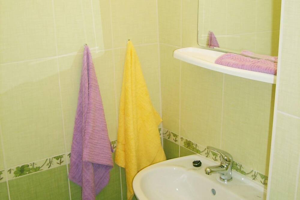 Photo of Bathroom in Borak