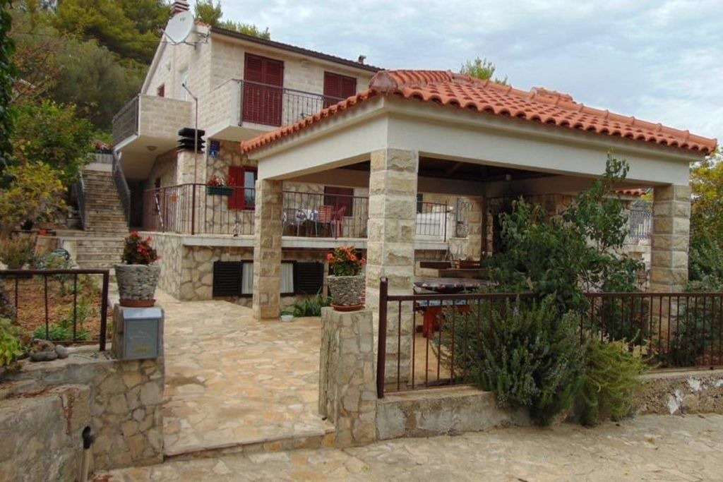 Photo of Buildings in Donje Selo