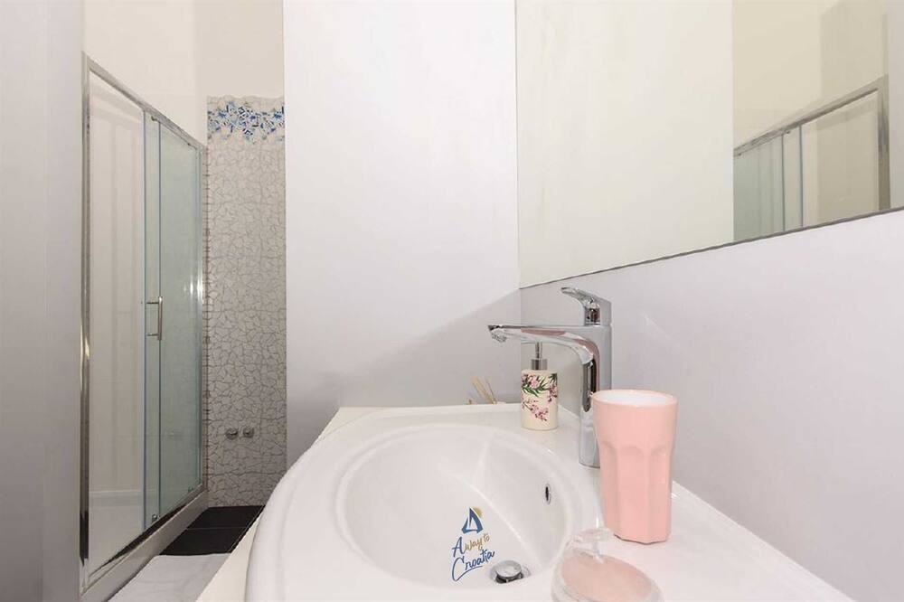 Photo of Bathroom in Pinezici