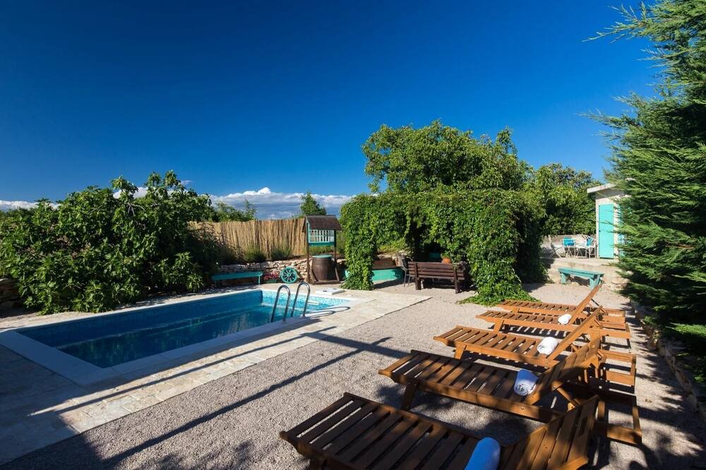 Photo of Outdoor in Rasopasno