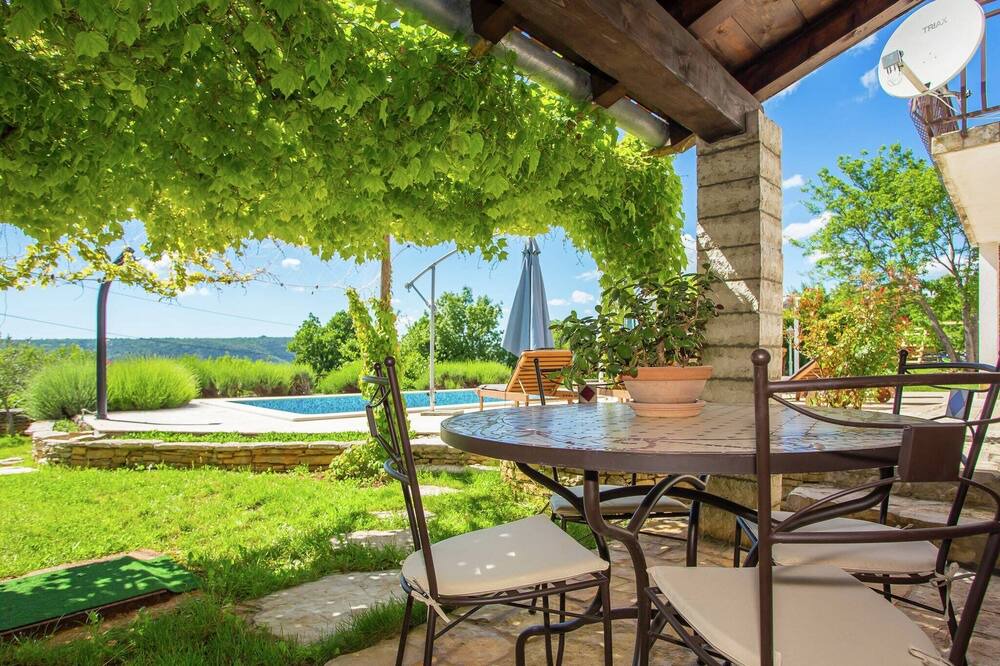 Photo of Outdoor in Rasa