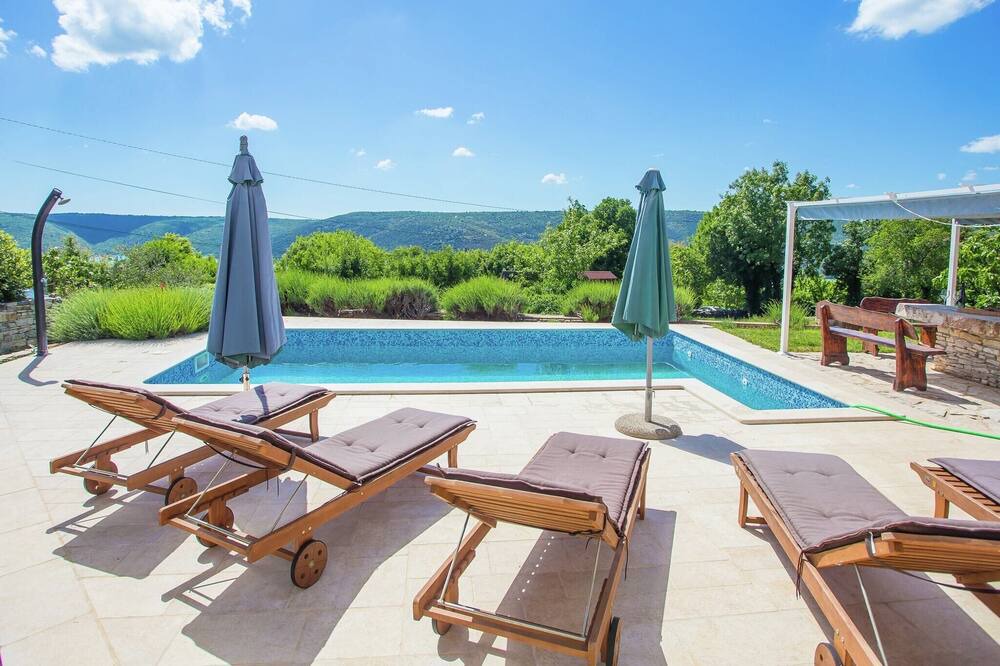 Photo of Outdoor in Rasa