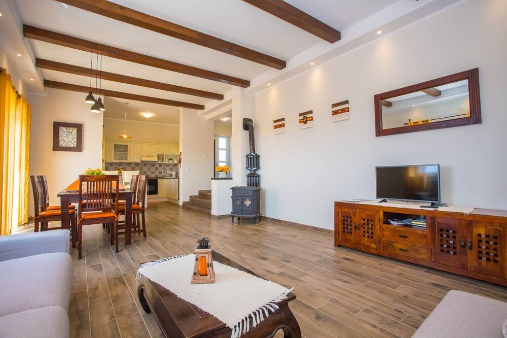 Photo of Livingroom in Loborika
