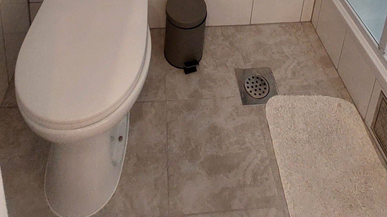 Photo of Bathroom in Cove Murtar