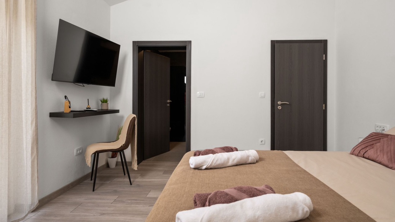Photo of Bedroom in Santalezi