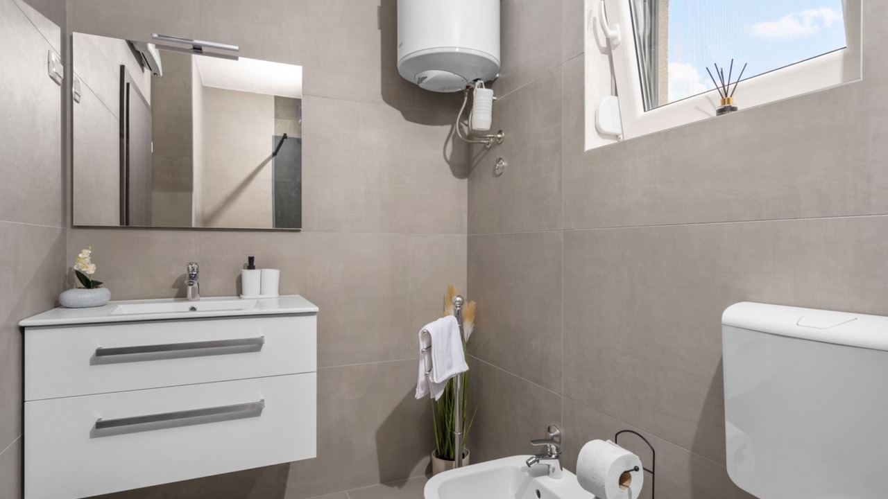 Photo of Bathroom in Santalezi