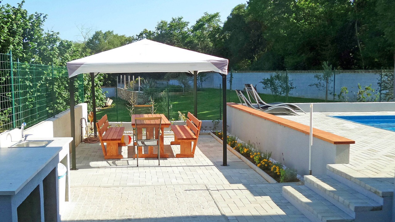 Photo of Outdoor in Banjole