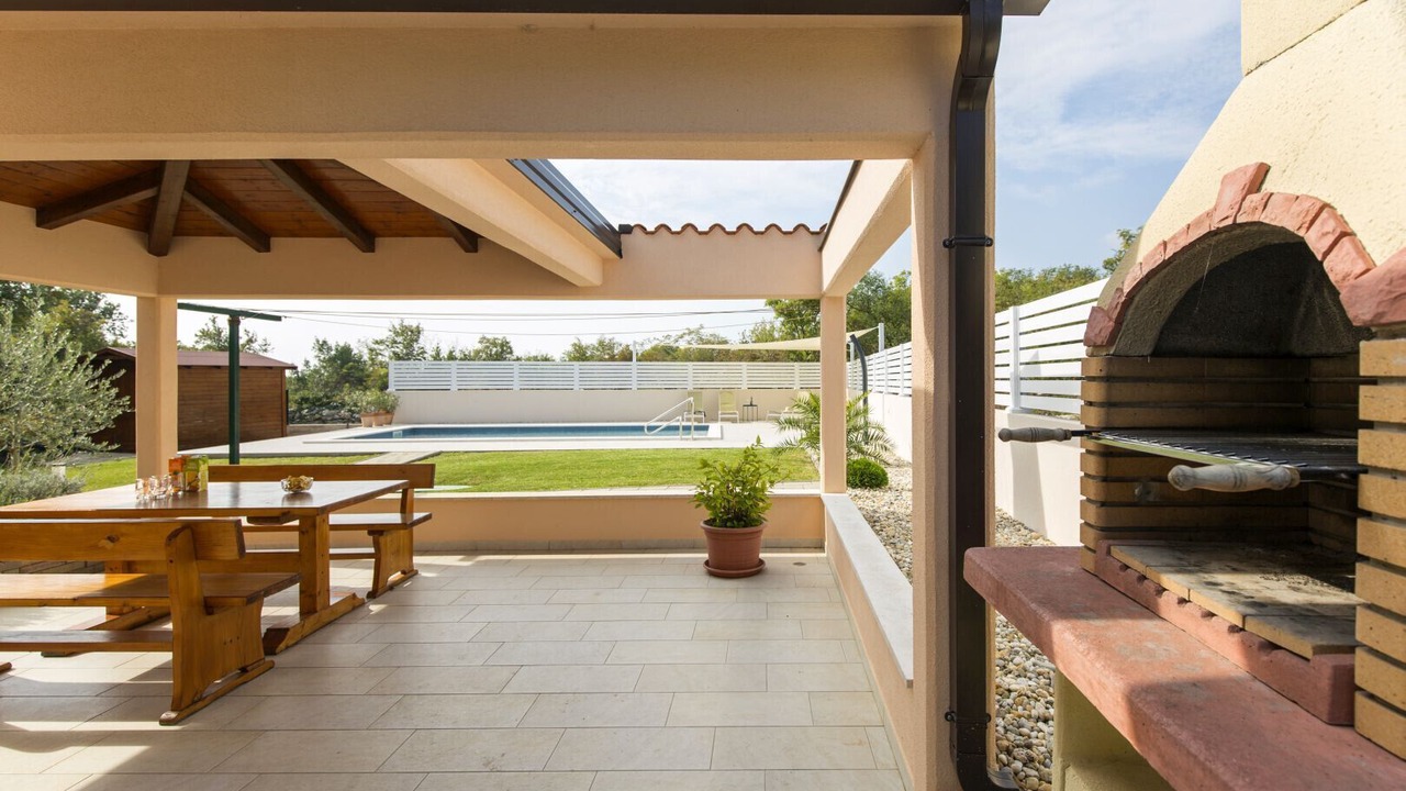 Photo of Outdoor in Presika
