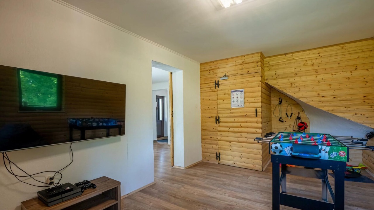 Photo of Bedroom in Fuzine