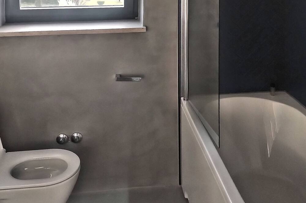 Photo of Bathroom in Lindar