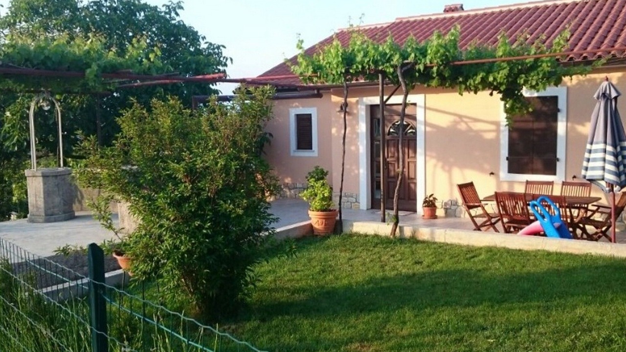 Photo of Outdoor in Bartici