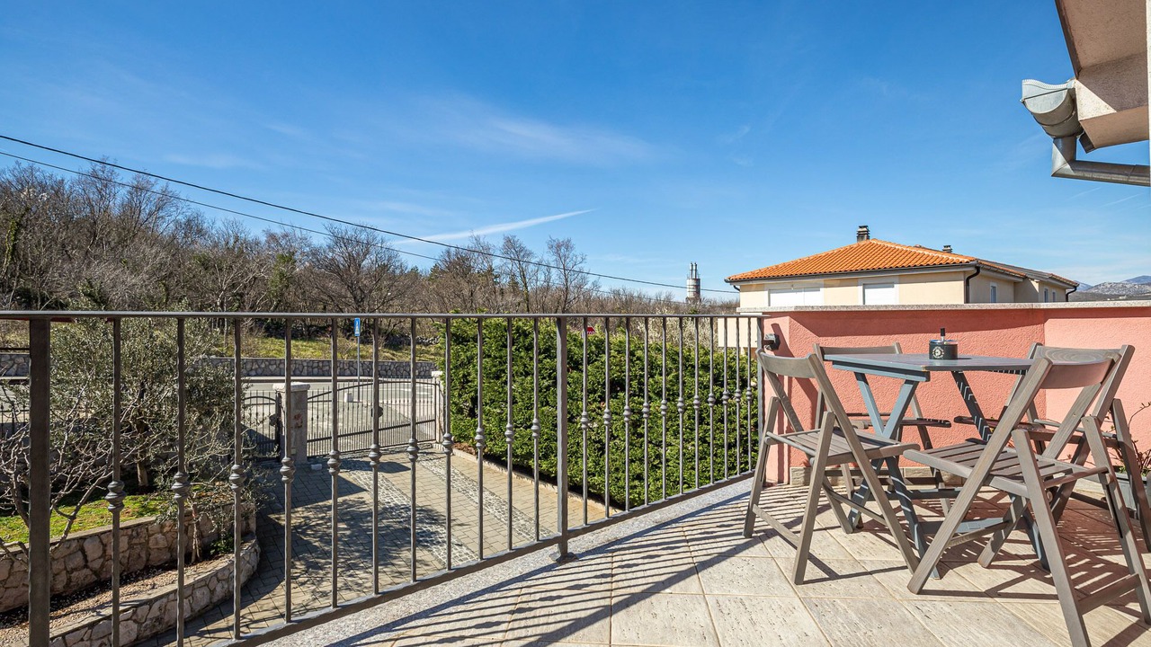 Photo of Outdoor in Bakarac