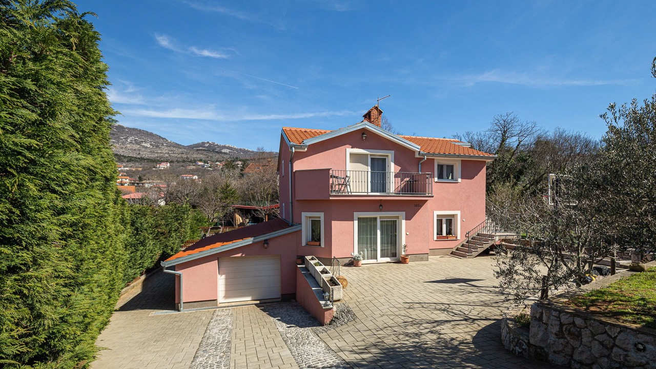 Photo of Outdoor in Bakarac