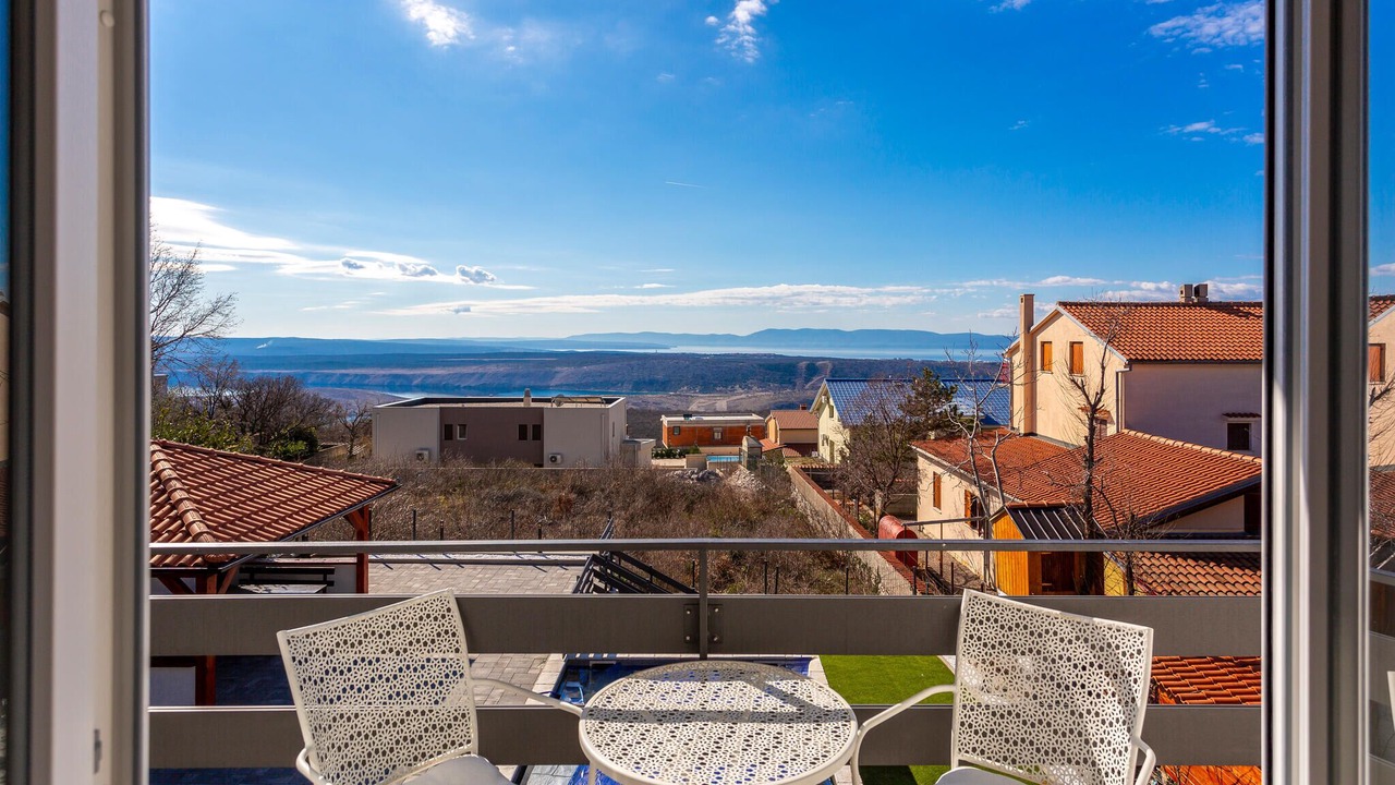 Photo of Outdoor in Smrika