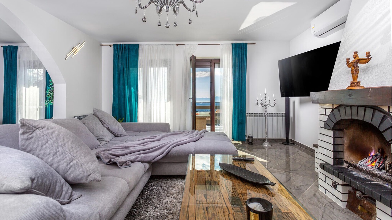 Photo of Livingroom in Smrika