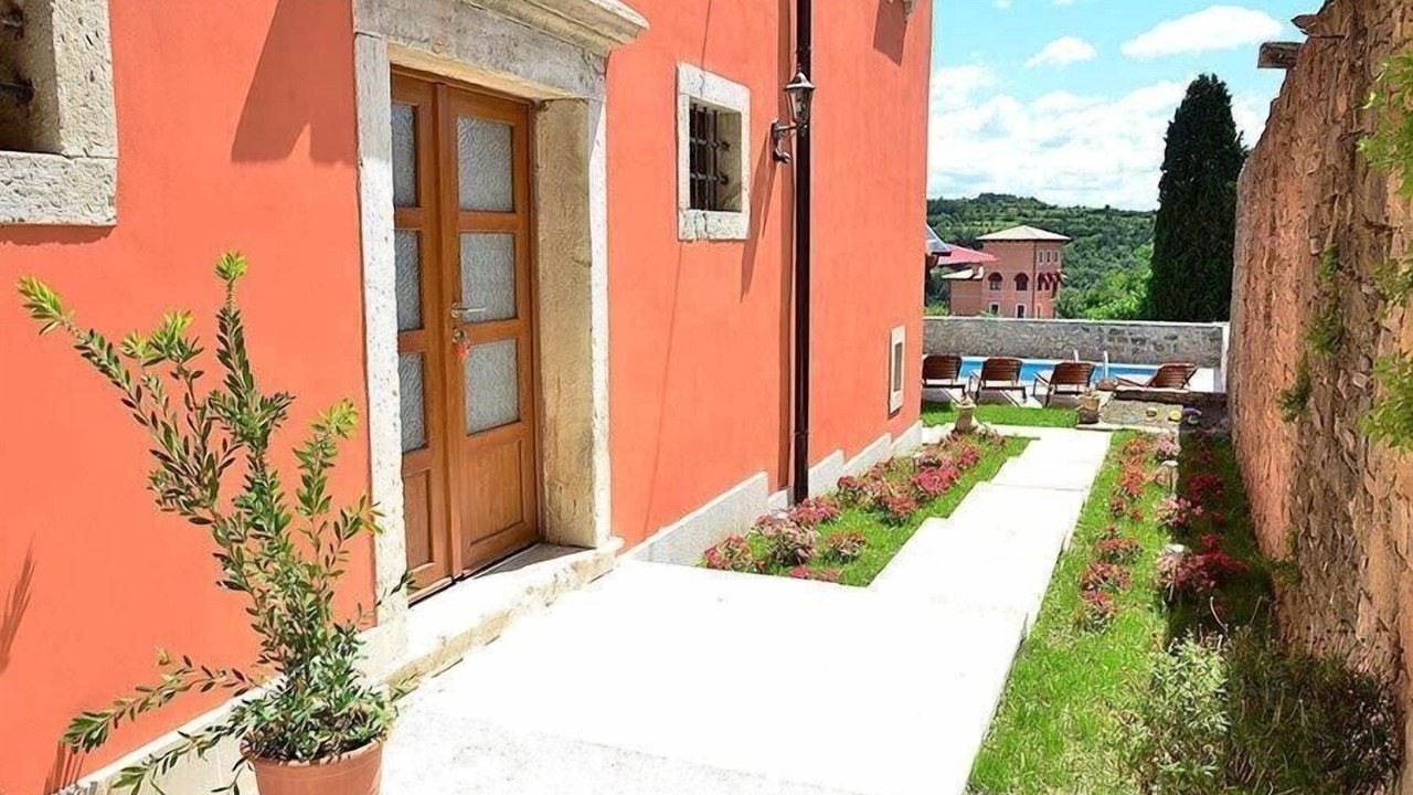 Photo of Outdoor in Oprtalj