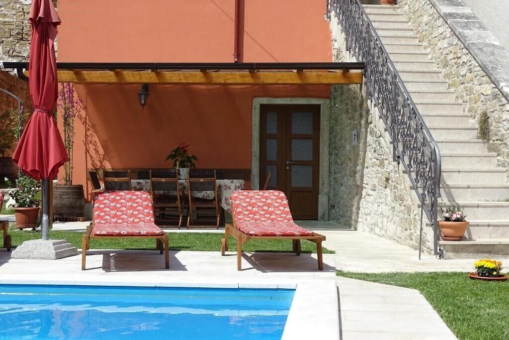 Photo of Outdoor in Oprtalj