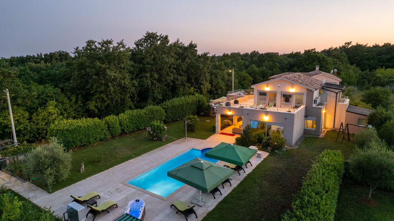 Photo of Outdoor in Belavici