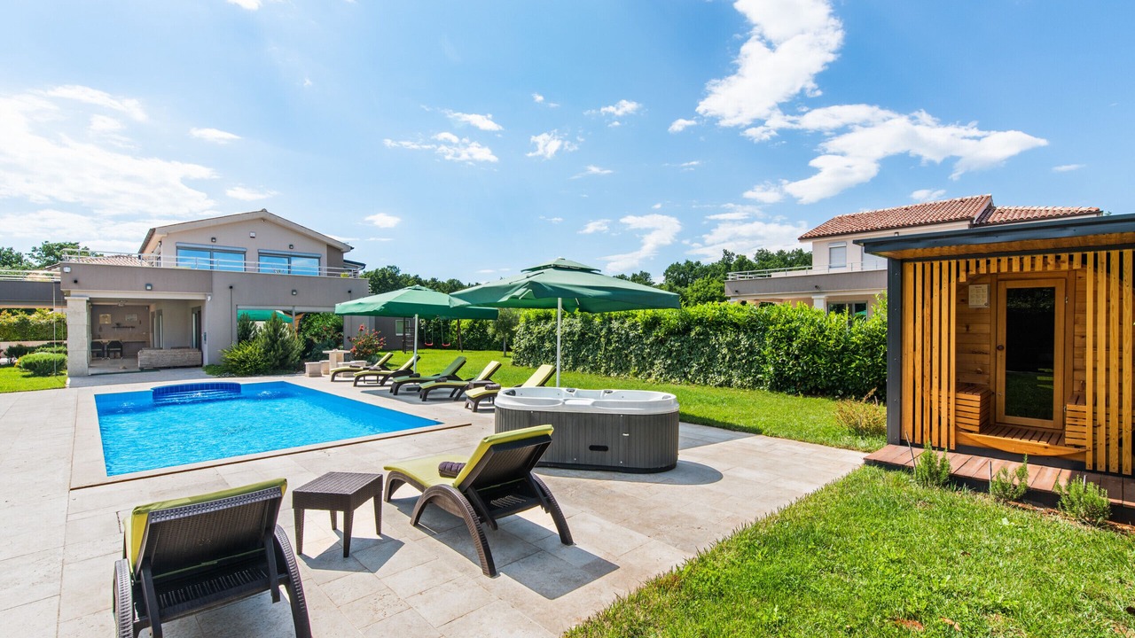 Photo of Outdoor in Belavici