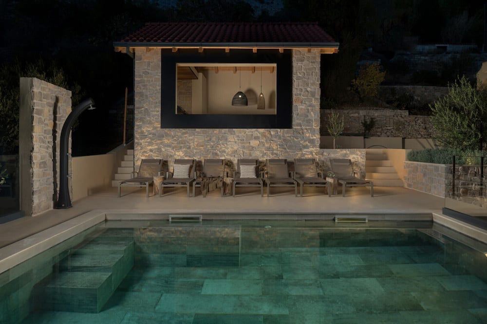 Photo of Outdoor in Medici