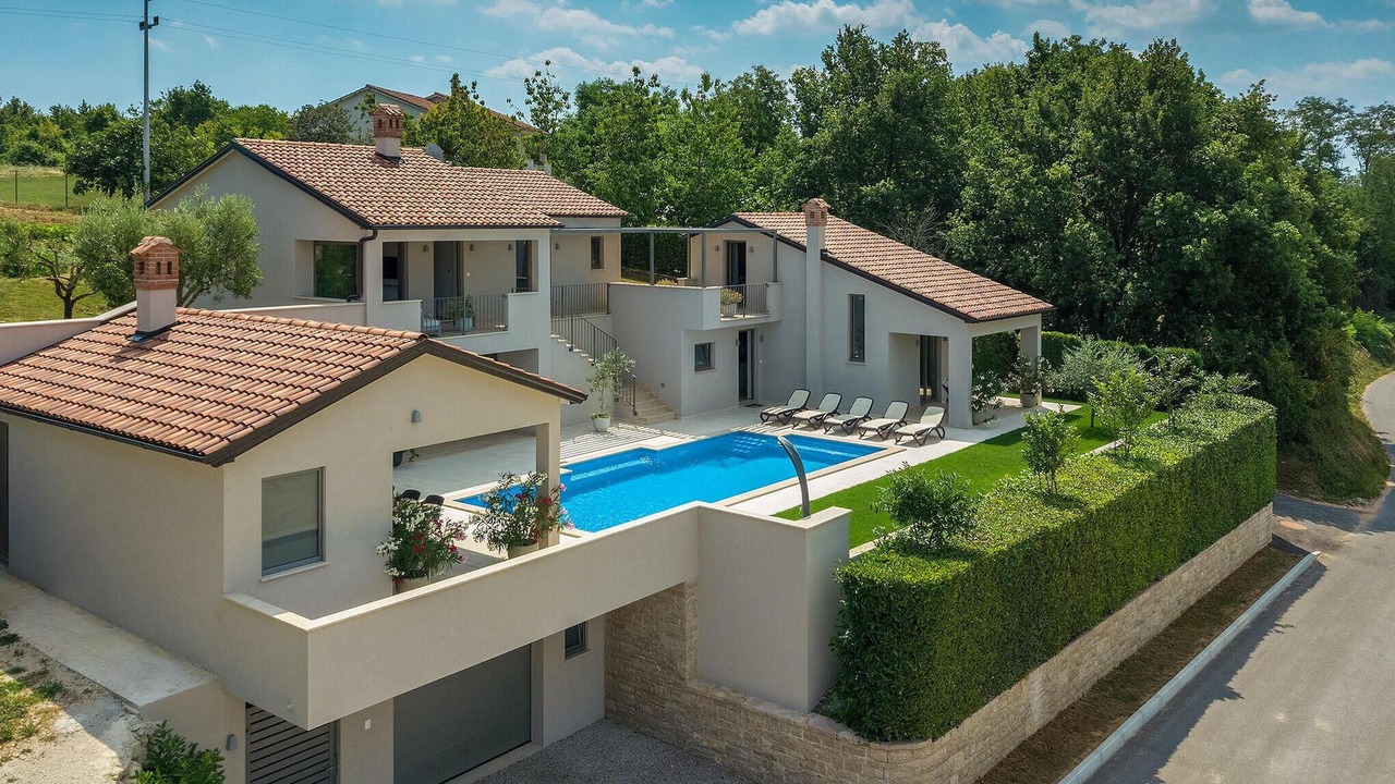 Photo of Outdoor in Lindar