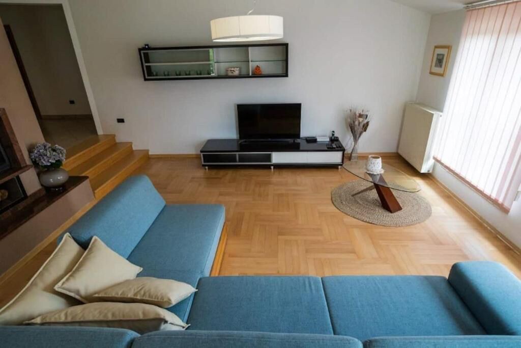 Photo of Livingroom in Vinkuran