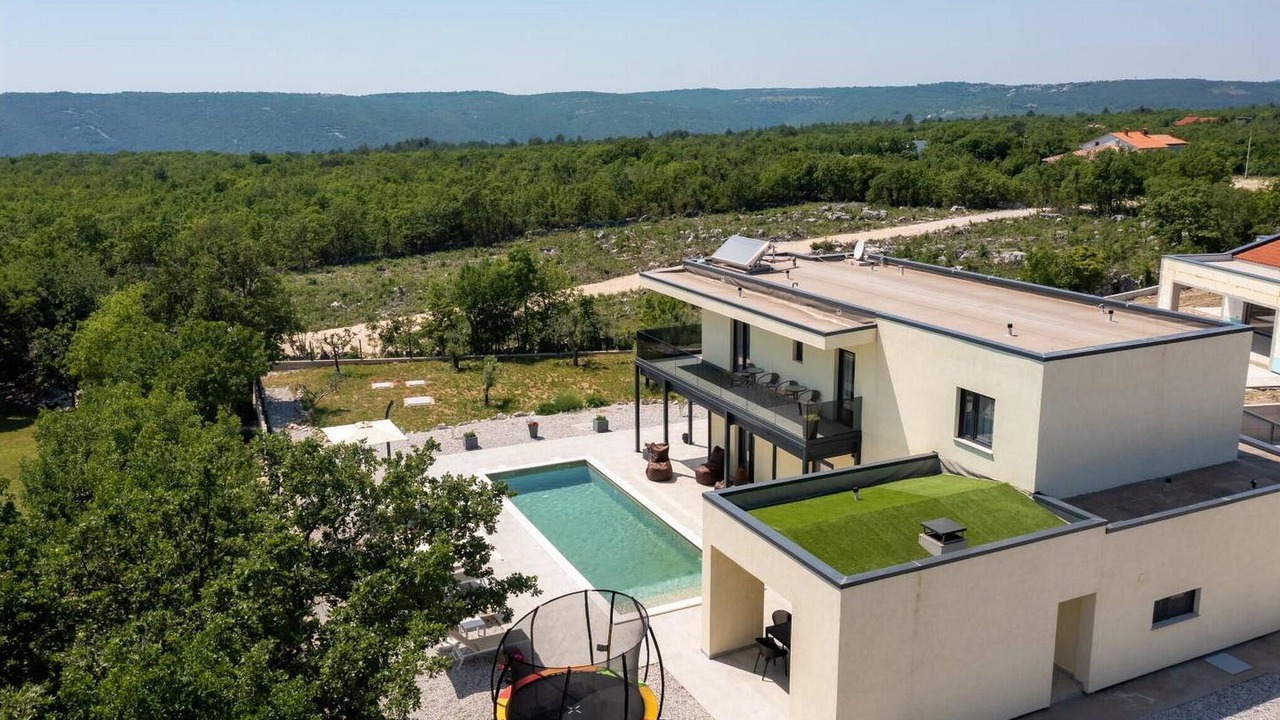 Photo of Outdoor in Brgod